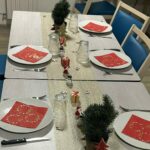 table décoré de noël