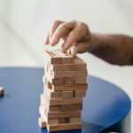 pile jeux en bois illustrant la soirée jeux au colisée de meaux