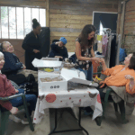 photo de groupe à la ferme pédagogique