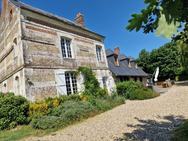 photo d'une deventure de maison