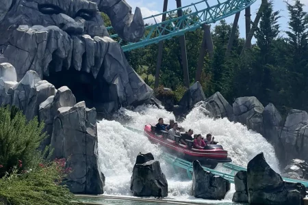 newsletter personnes sur un bateau à Nigloland